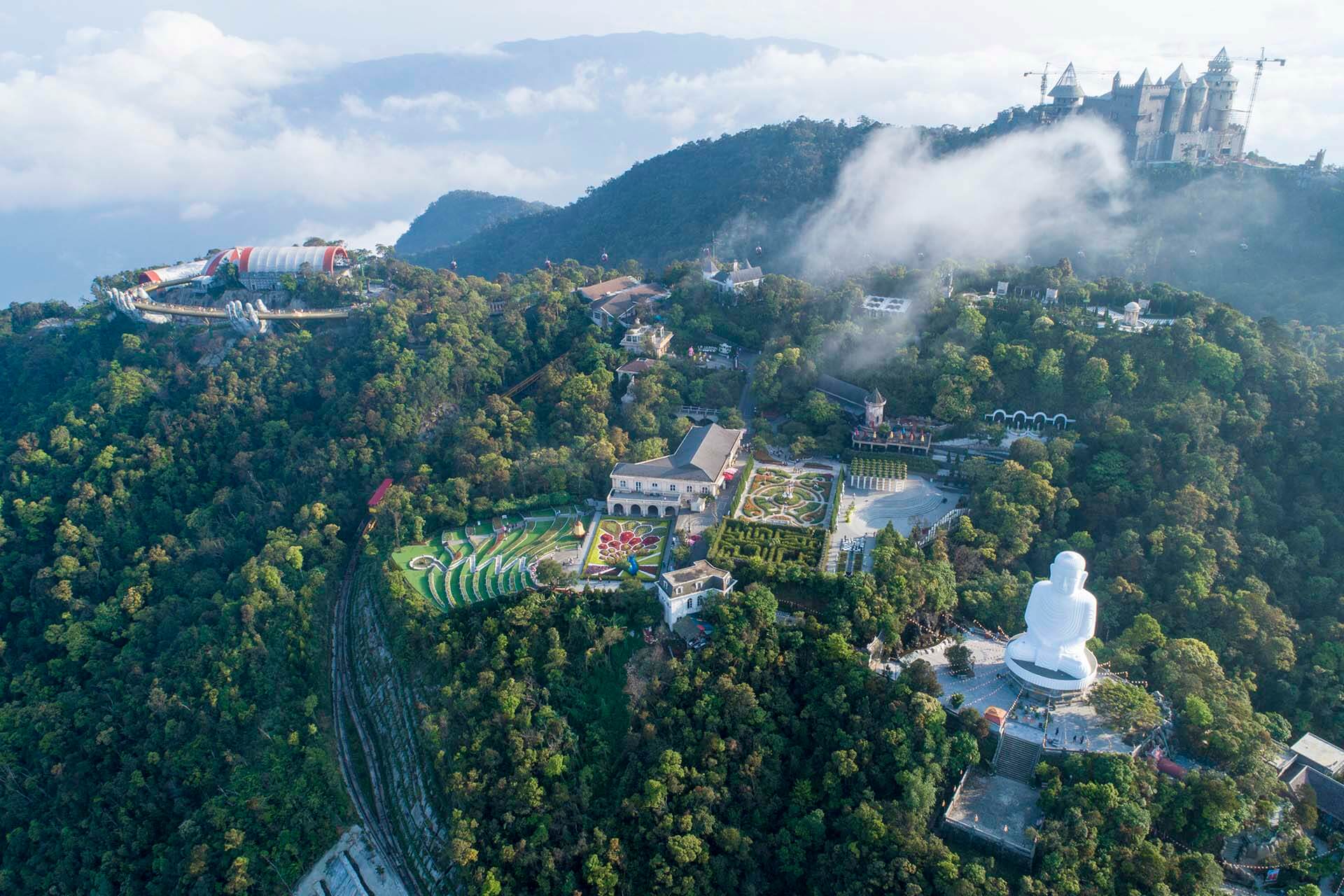 Cau Vang Thuong Hieu Moi Cua Du Lich Da Nang 020