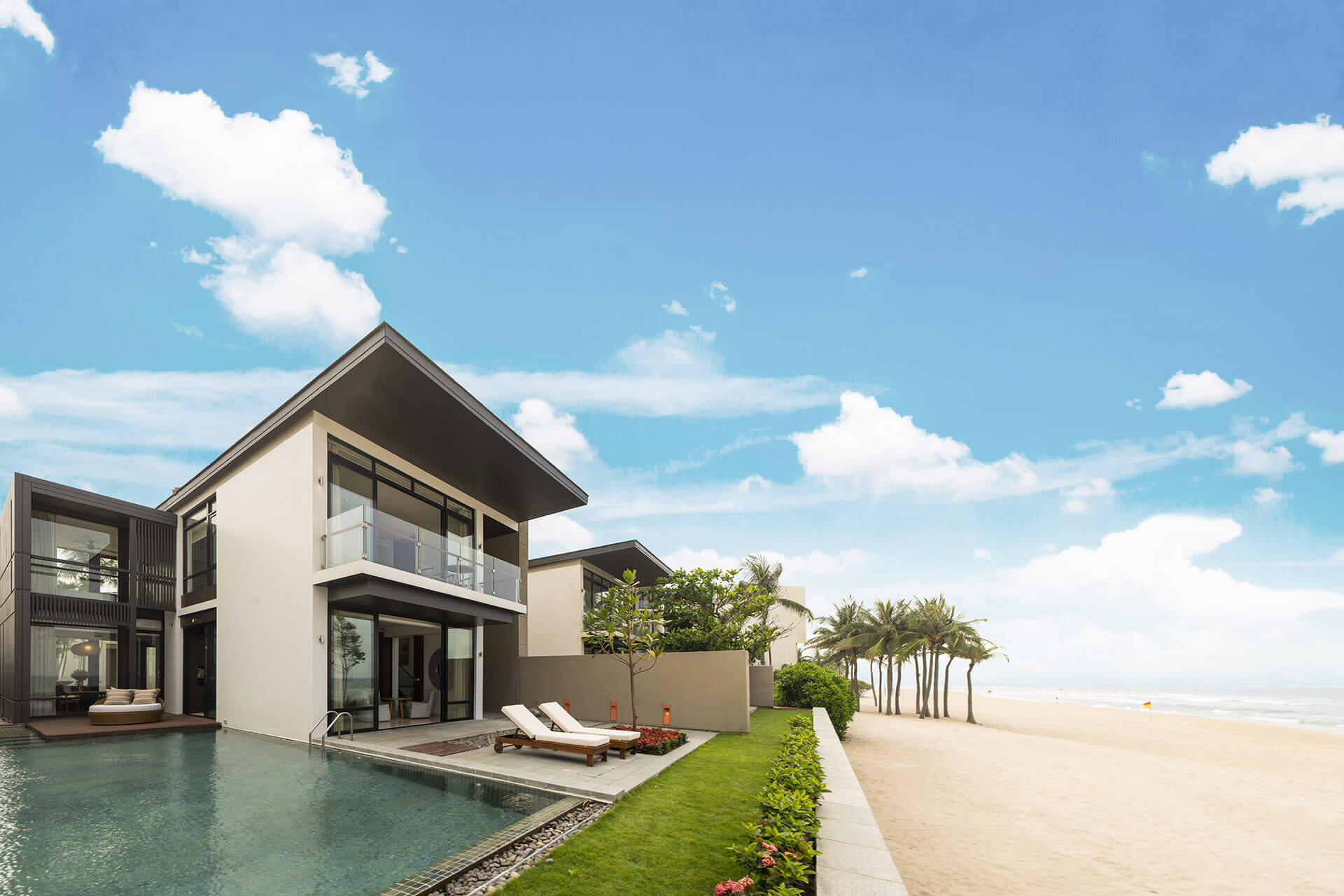 3 Bedroom Ocean Front Villa Hyatt Rengency Danang Resort And Spa Danang Fantasticity 5 Truong Sa Hoa Hai Ward Danang City Vietnam