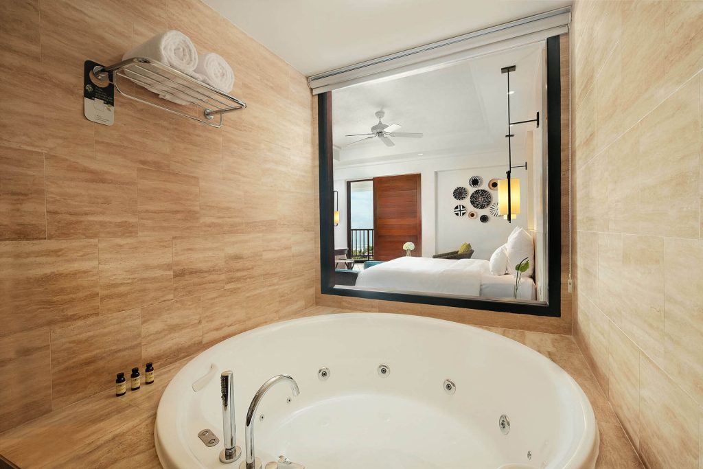 Pullman Penthouse Suite 3