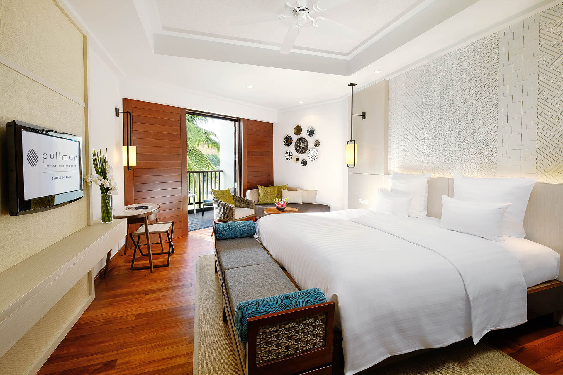 Superior Room 1 Queen Size Bed Pullman Danang Beach Resort 1