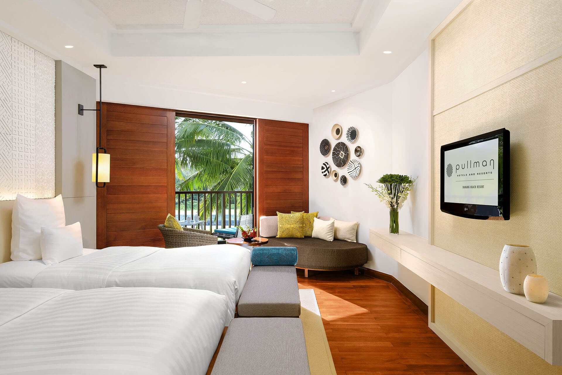 Superior Room 2 Single Beds Pullman Danang Beach Resort 2