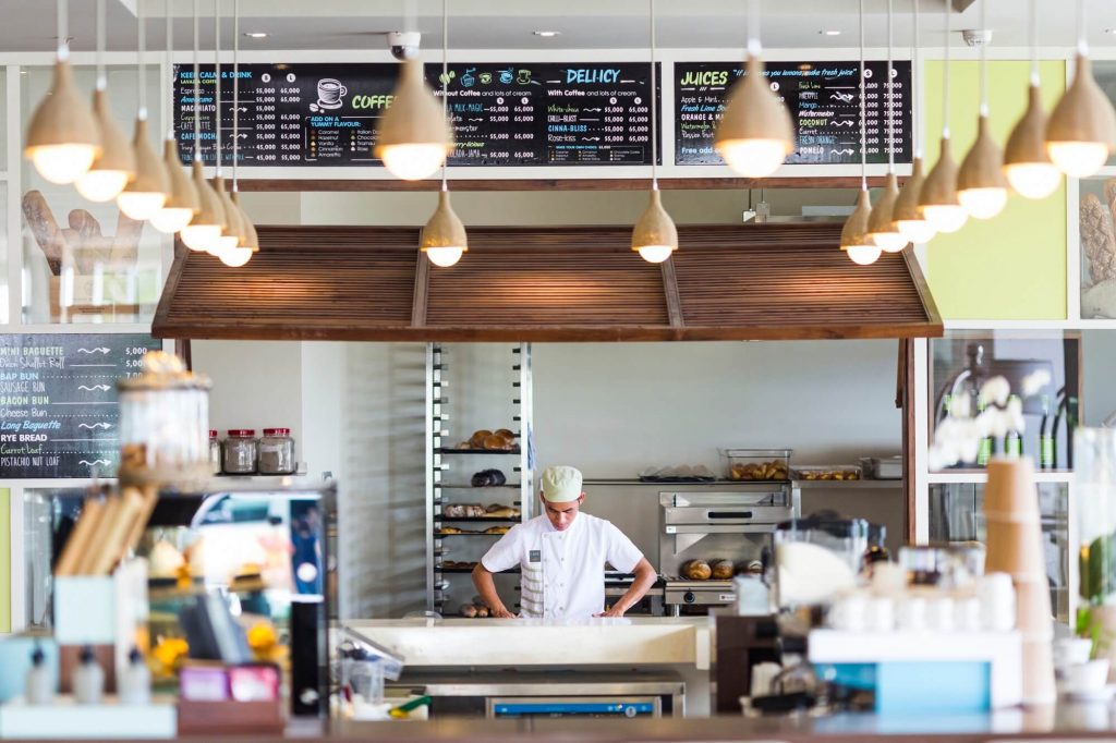 Delicious Cafe Bakery A La Carte Danang Beach Hotel 200 Vo Nguyen Giap Danang Fantasticity Com 04