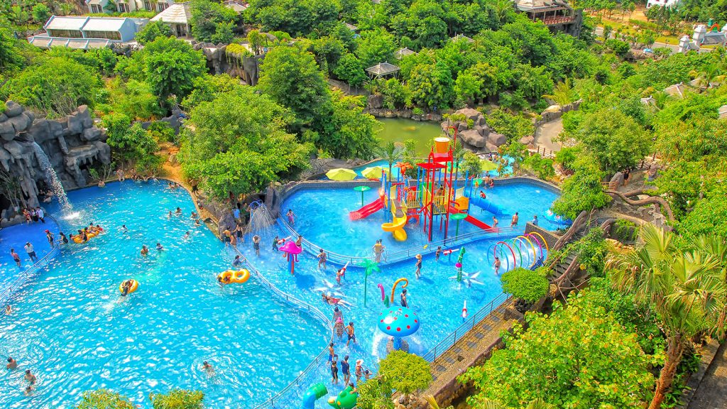 Cong Vien Suoi Khoang Nong Nui Than Tai Danang Hot Spring Park