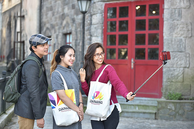 Press trip thường diễn ra ở đâu và có những hoạt động gì?