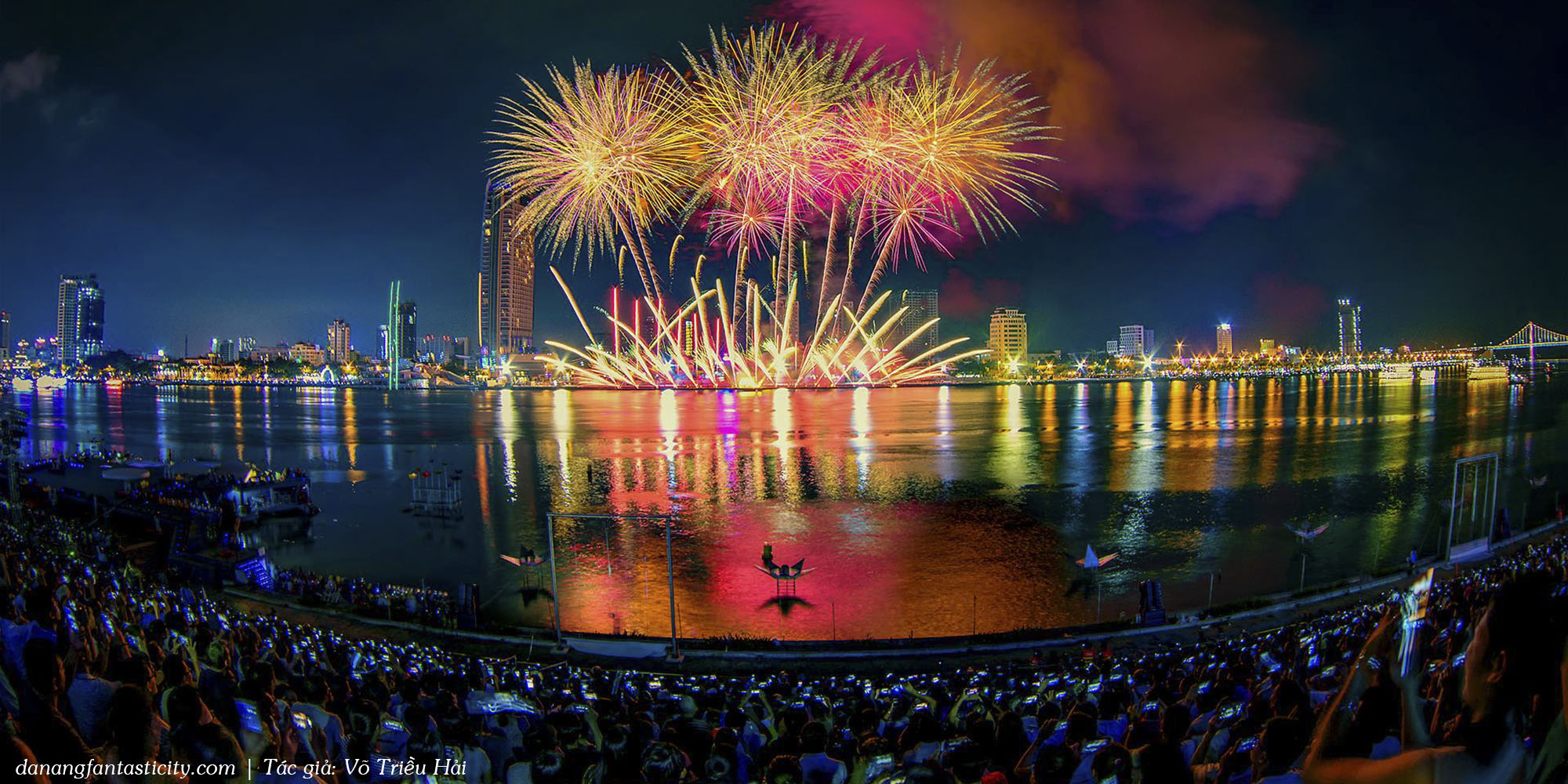 Stand Enjoy Danang International Fireworks Festival From The Best Viewing Spots In Danang 05