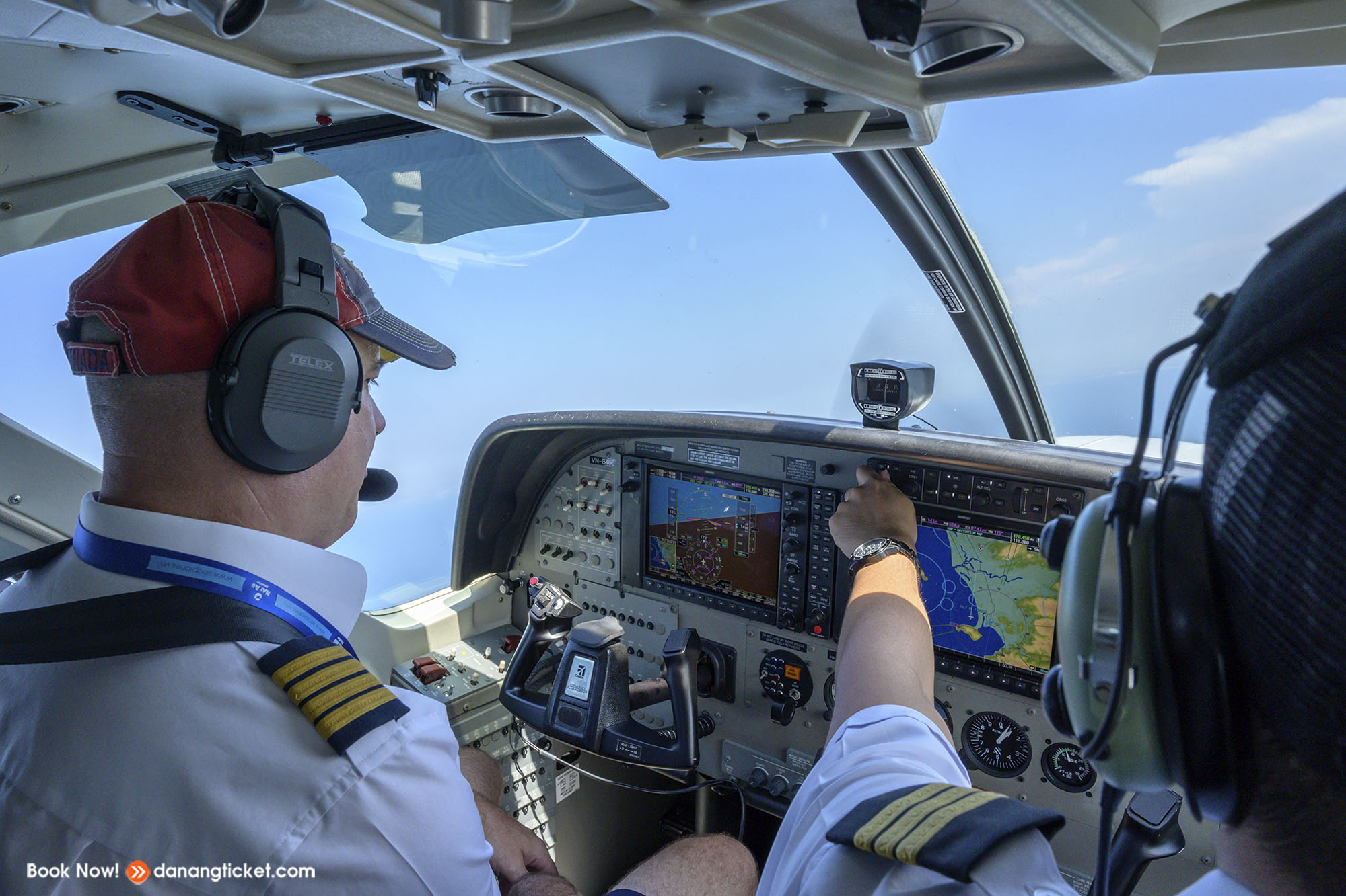 Bay Ngam Canh Da Nang Thuong Ngoan Tam Nhin Dinh Cao Cung Hai Au Aviation 013