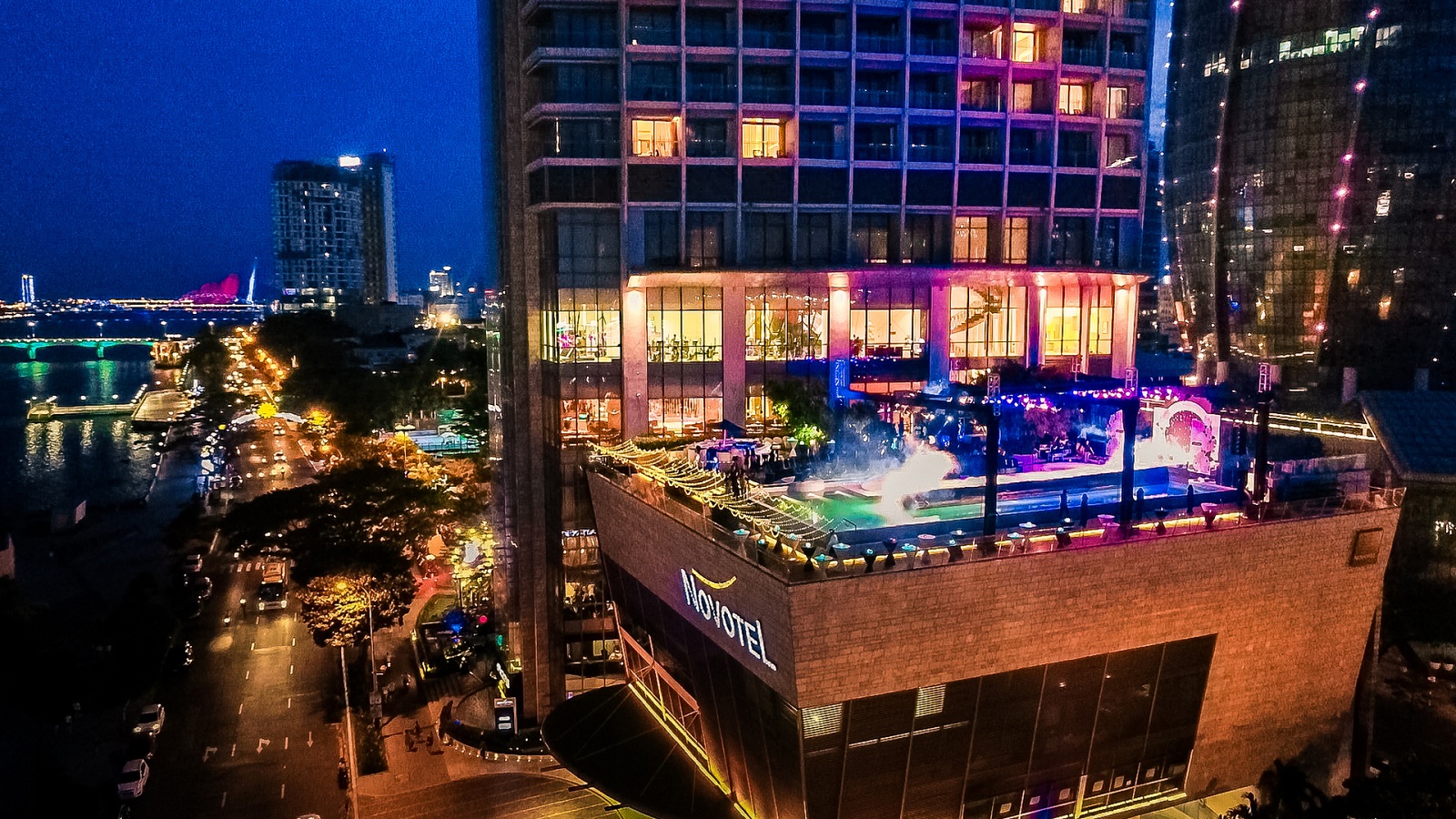 Dem Hoi Ruou Rhum Caribbean Le Hoi Am Nhac Da Nang 2019 Tai Novotel Da Nang 01