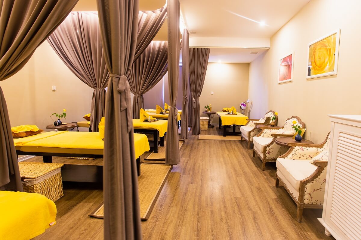 Grand Opening Charme Nails Spa Boutique The Top Notch Nails And Spa In Danang 06