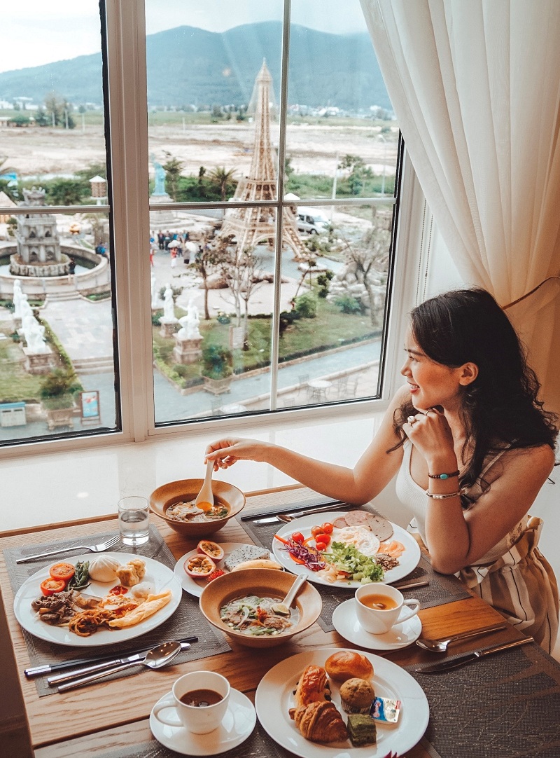 Loat Sao Viet Check In Sang Chanh Khach San Dat Vang Tai Da Nang 06