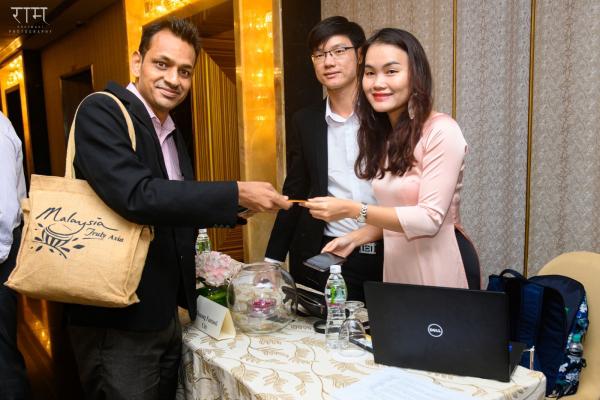 Chuong Trinh Gioi Thieu Du Lich Tai Mumbai An Do 09