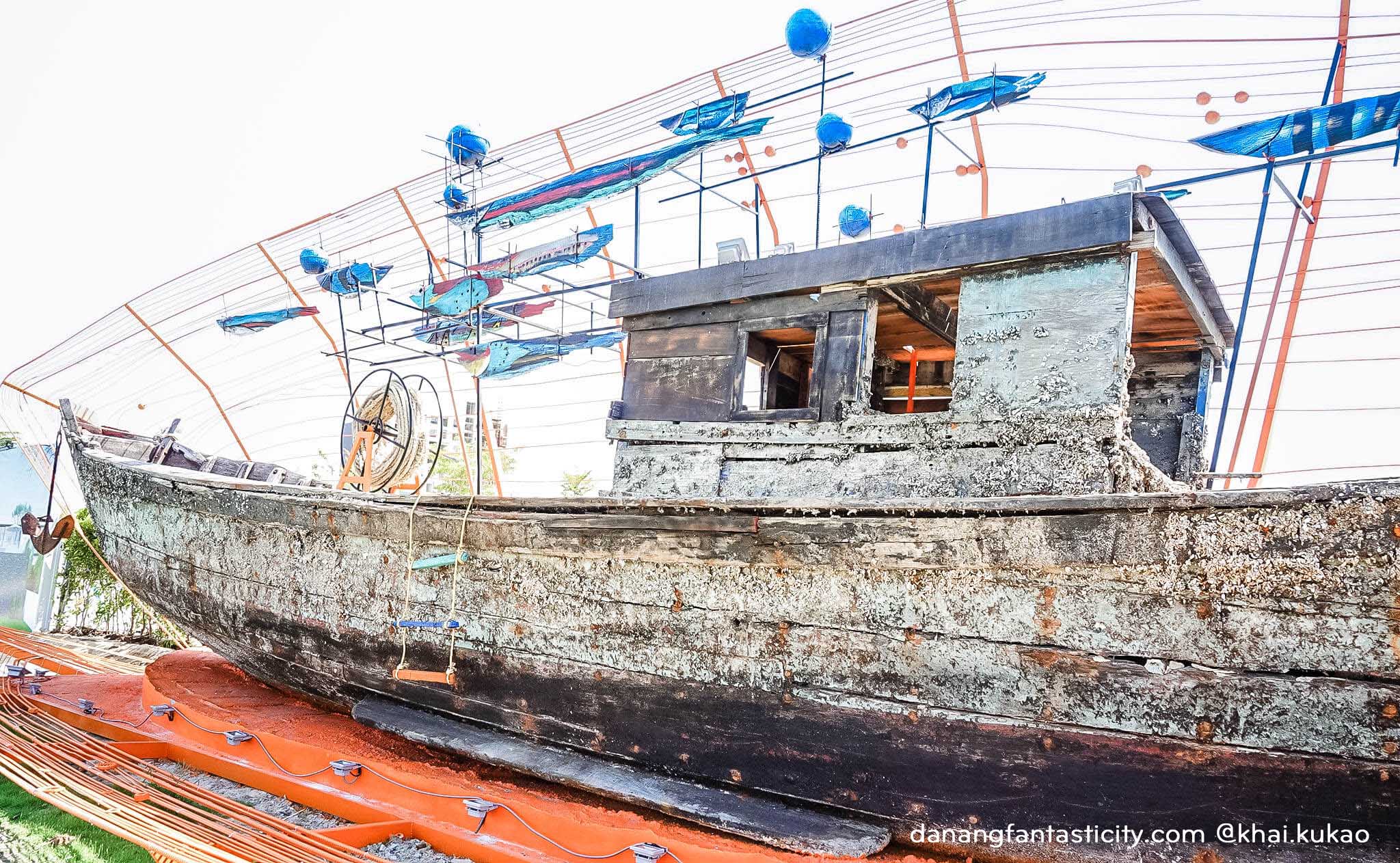 Du An Nghe Thuat Bau Vat Cua Bien Tai Cocobay Da Nang Fantasticity Com 06