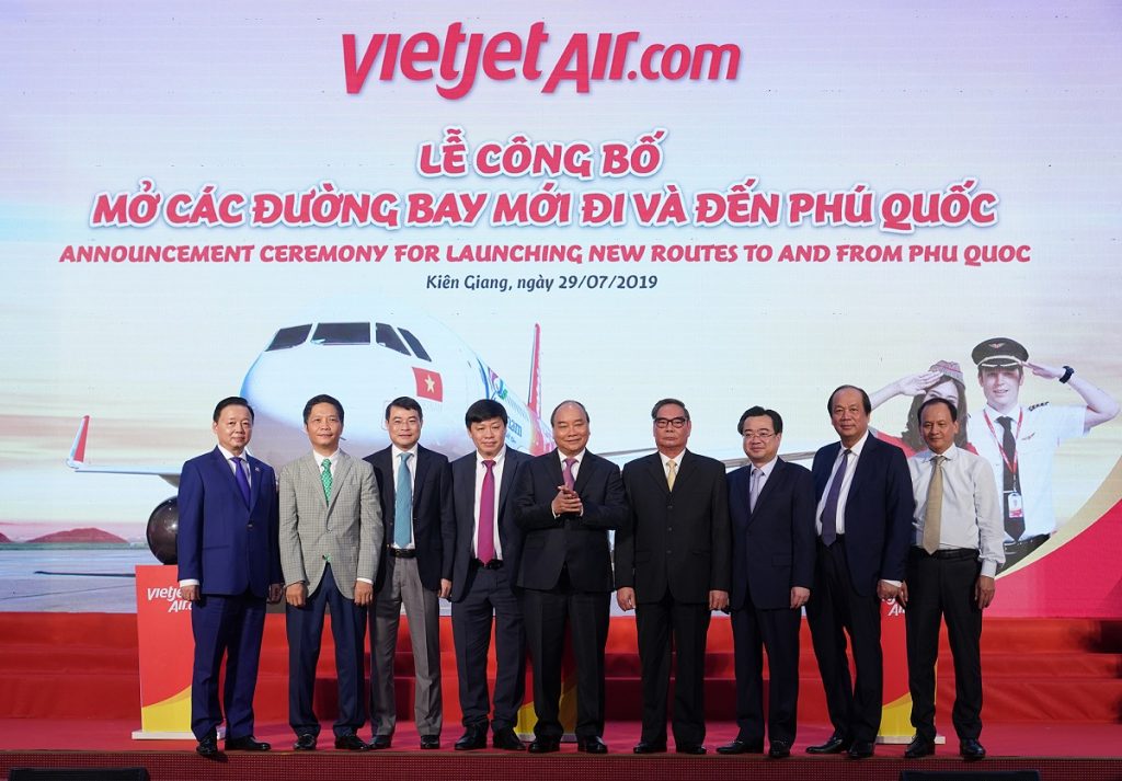 The direct flight Phu Quoc – Danang is part of the plan to operate 6 ...