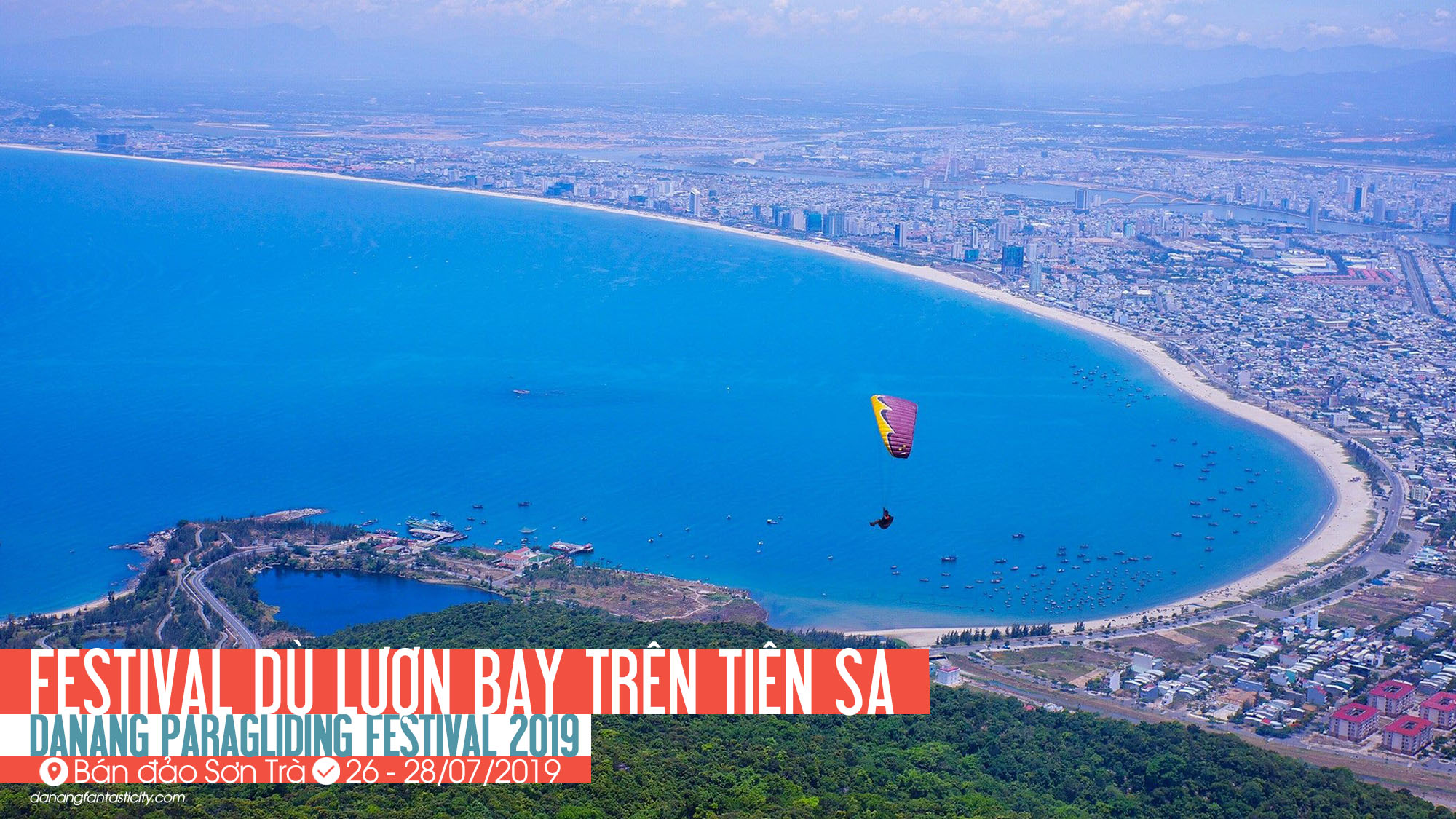 Festival Du Luon Bay Tren Tien Sa 01