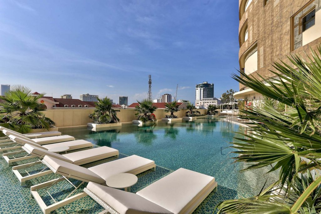 Hoi Boi Ngoai Troi Khach San Hilton Danang Fantasticity