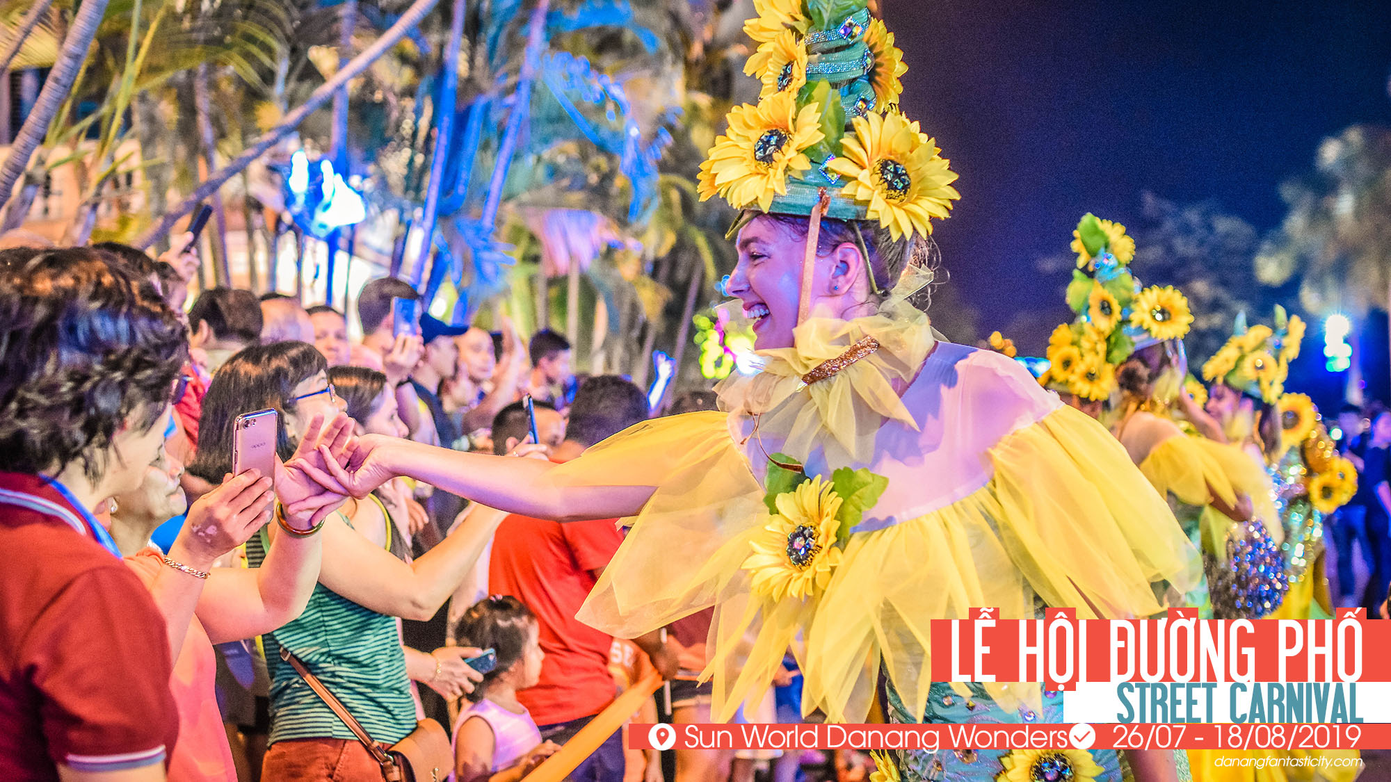 Le Hoi Duong Pho Street Carnival Tai Sun World Danang Wonders Danang Fantasticity Com