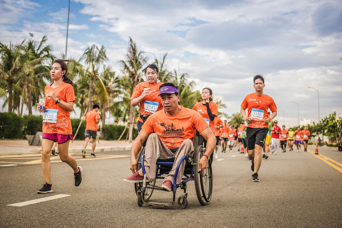 Da Nang Chao Don 9017 Van Dong Vien Tham Du Manulife Danang International Marathon 2019 04