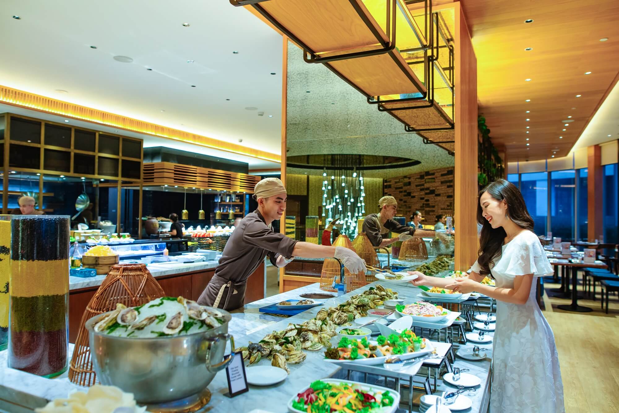 The Most Delicious Seafood Buffet In Danang Brasserie Nam At Hilton Da Nang 07