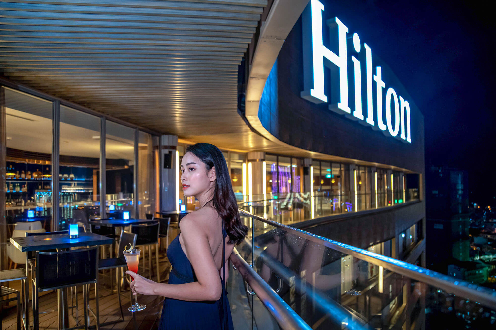 Tan Huong Mua Le Hoi Dang Nho Tai Hilton Da Nang Tiec Cuoi Nam Tiec Buffet Giang Sinh Tai Da Nang 02