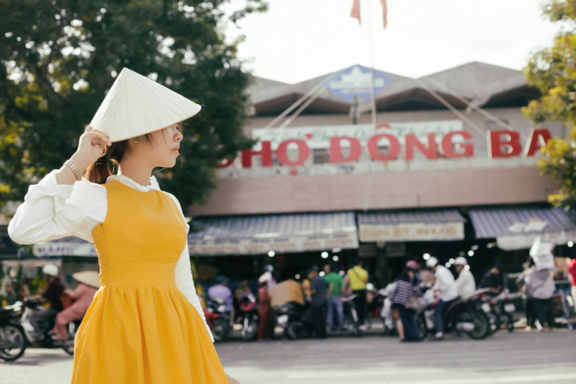 Cho Dong Ba Review Da Nang Hue Hoi An 5n4d Chuyen Di Thanh Xuan Cua Nhom Ba Con Ca Duoi