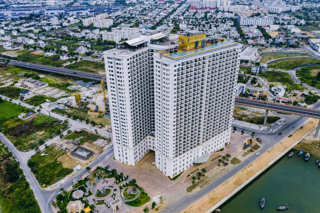Danang Golden Bay 01 Le Van Duyet Danang Fantasticity Com