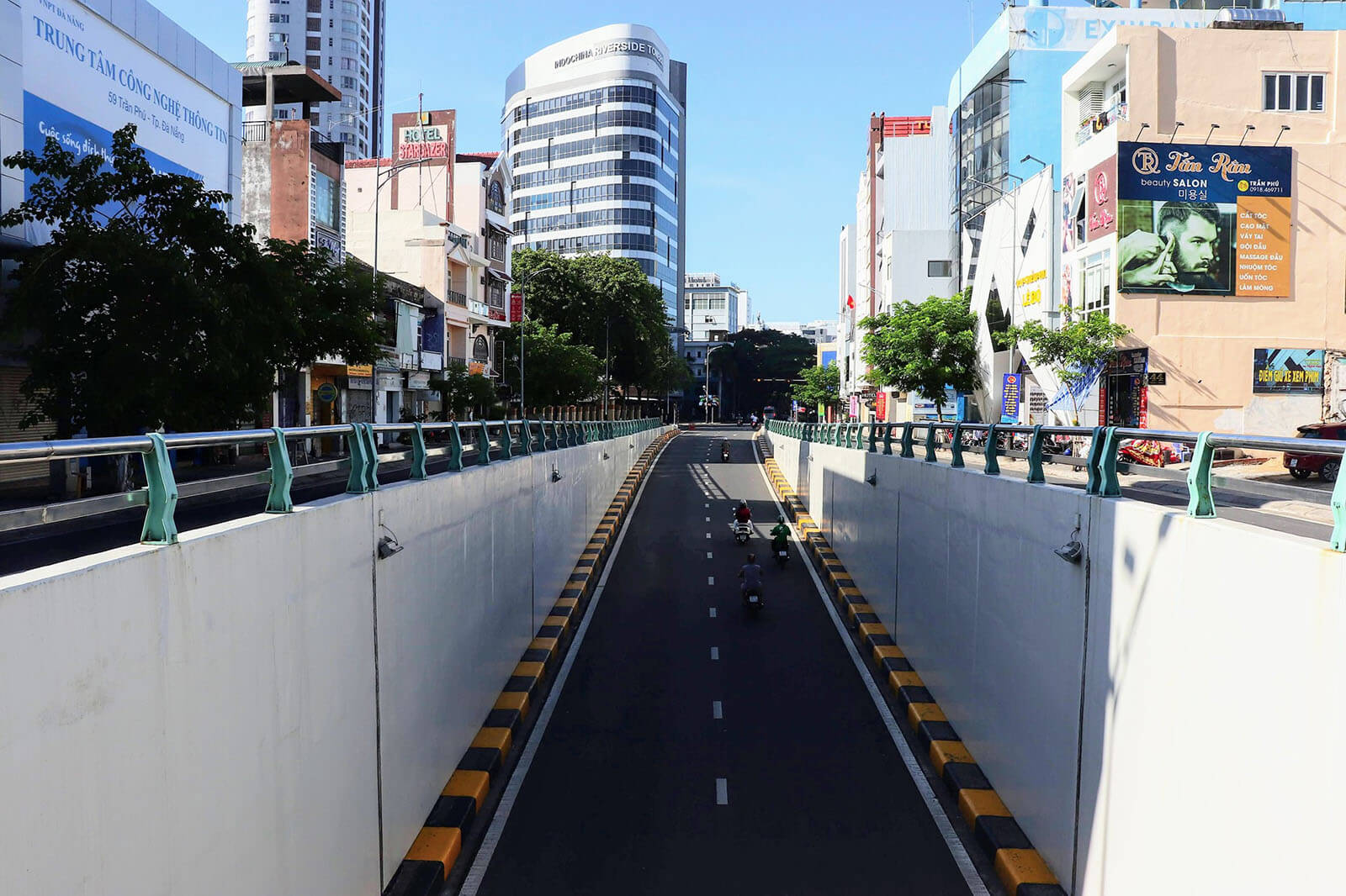 Da Nang Qua Goc Nhin Ke Lang Thang 03
