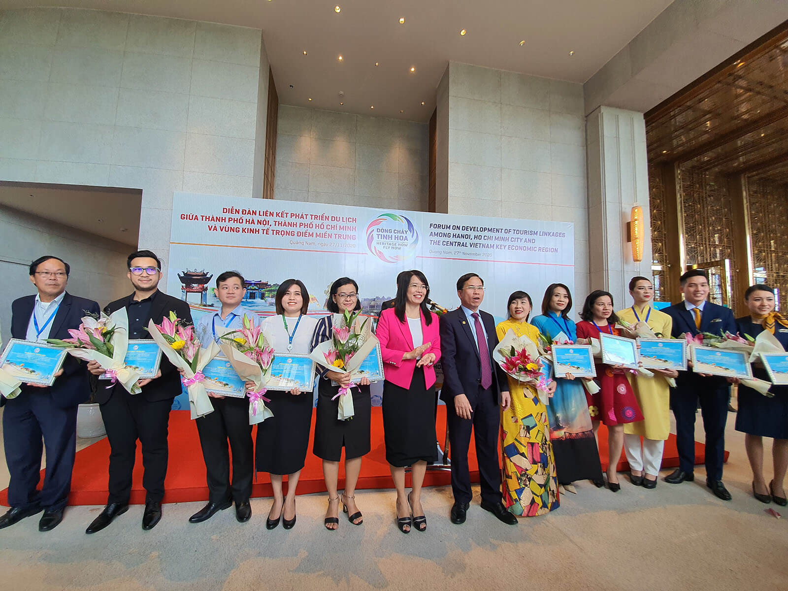 Gioi Thieu Du Lich Da Nang Tai Dien Dan Lien Ket Phat Trien Du Lich Giua Thanh Pho Ha Noi Thanh Pho Ho Chi Minh Va Vung Kinh Te Trong Diem Mien Trung