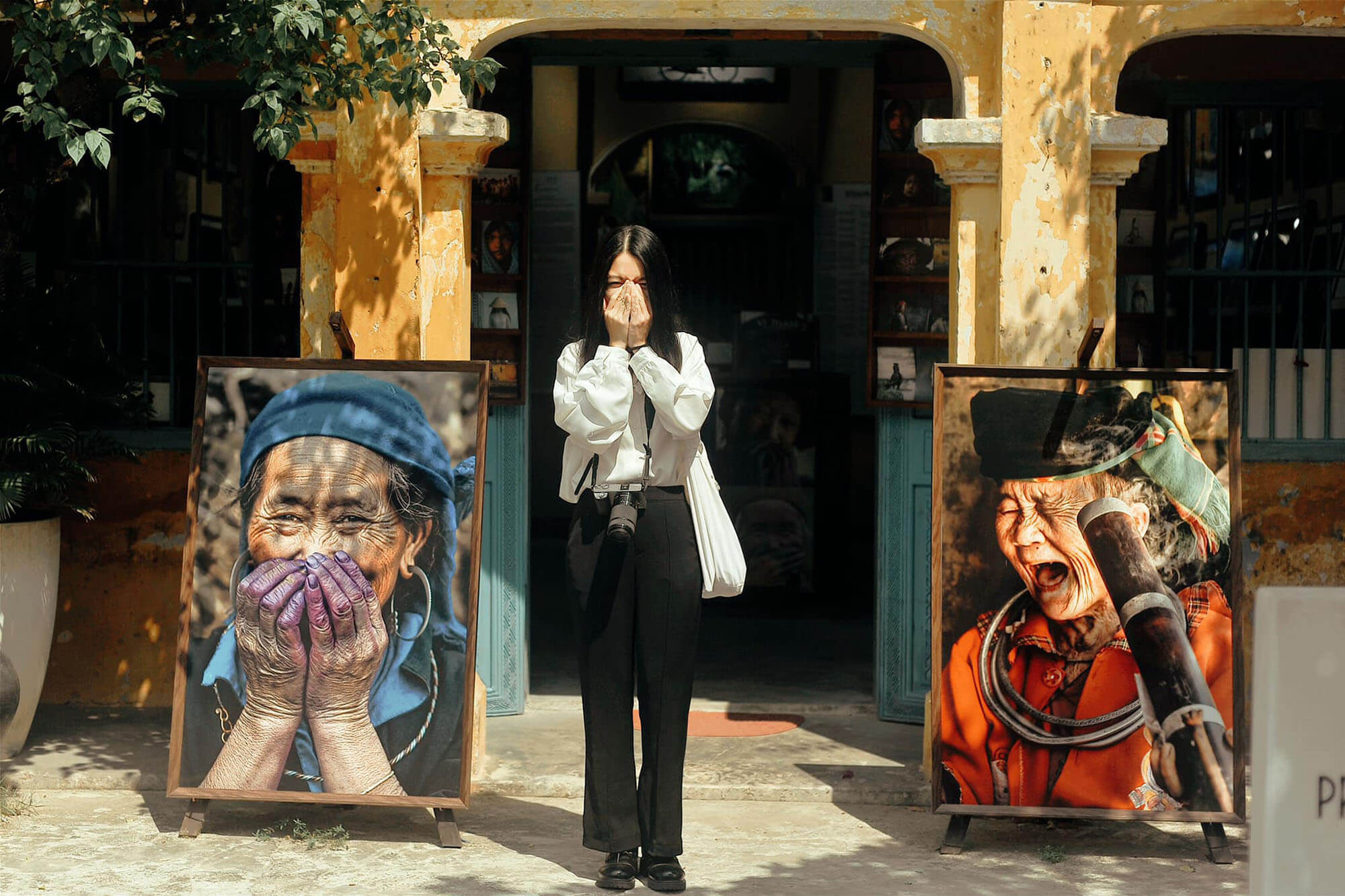 Di Dao Quanh Pho Co Hoi An 01