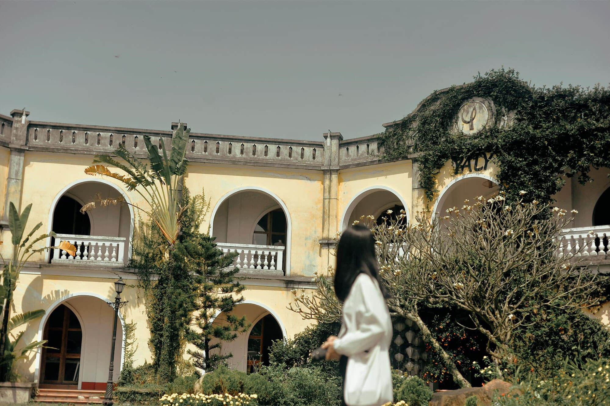 Di Dao Quanh Pho Co Hoi An 02