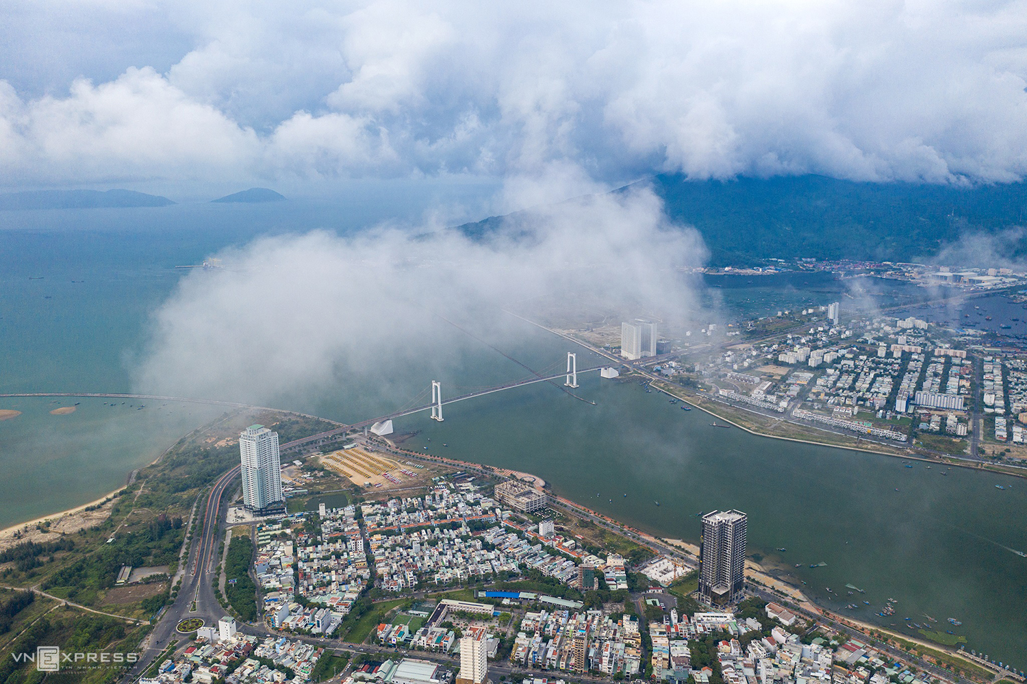 Da Nangs Tourist Attractions Swim In A Sea Of Clouds 5