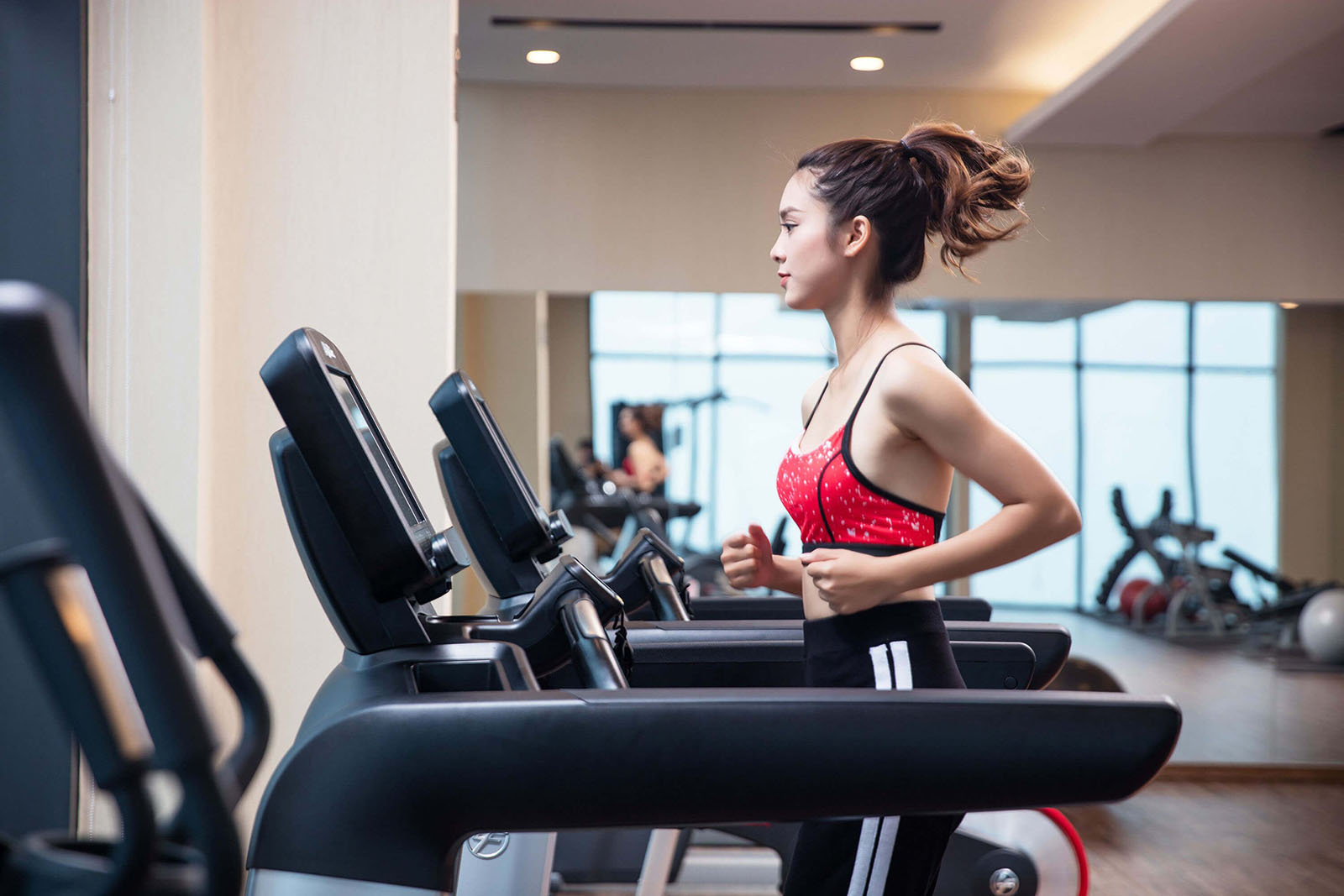 Tron Goi 5 Sao Dich Vu Phong Gym Ho Boi Va Sauna Tai Altara Suites Da Nang 5