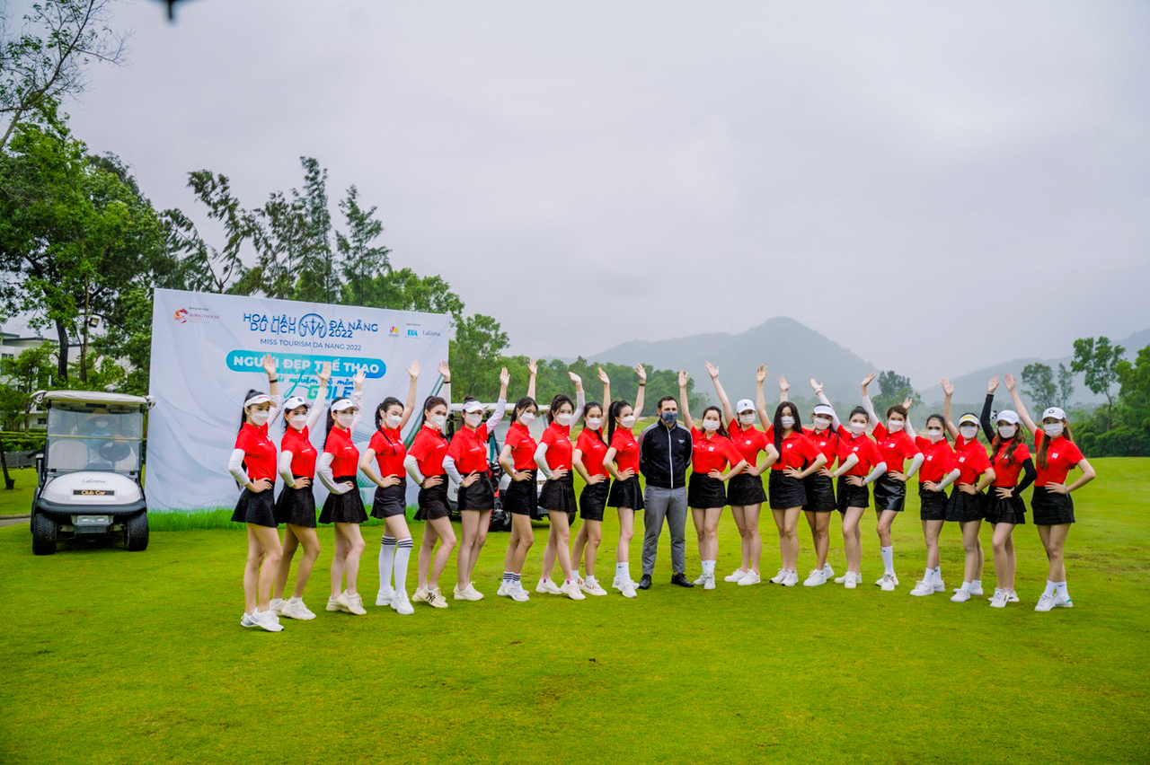 Trai Nghiem Golf Cung Hoa Hau Du Lich Da Nang 2022 06