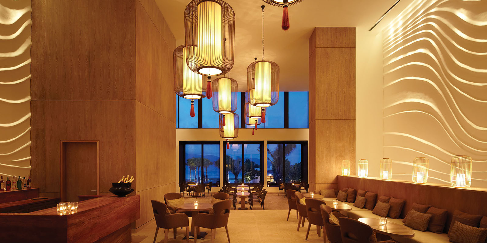 Chương Trình Khuyến Mãi Giờ Vàng Terrasse Hyatt Regency Danang Resort And Spa