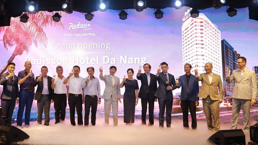 Chinh Thuc Khai Truong Khach San Tap Doan Quoc Te Radisson Hotel Da Nang