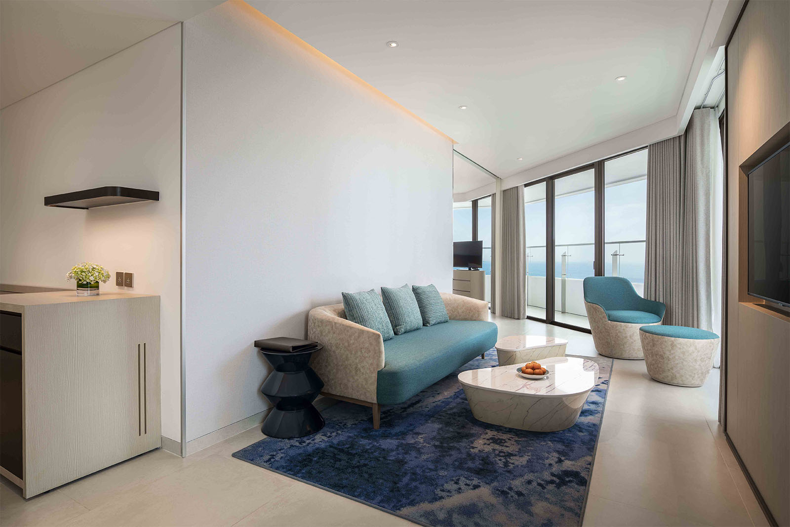 Excecutive Corner Suite With Louge Access Sea View