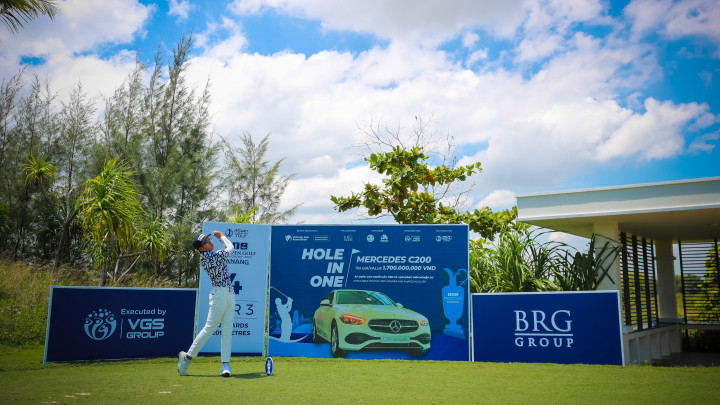 Giai Thuong Hio Xe Mercedes C200 Tai Giai Pro Am Brg Open Golf Championship Danang 2022