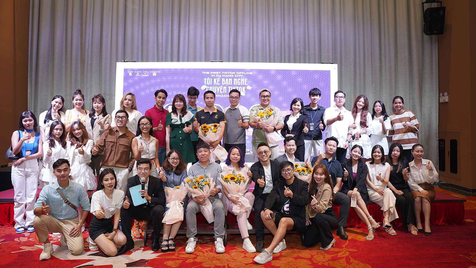 Toi Ke Ban Nghe Chuyen Tiktok Su Kien Offline Tai Da Nang 1