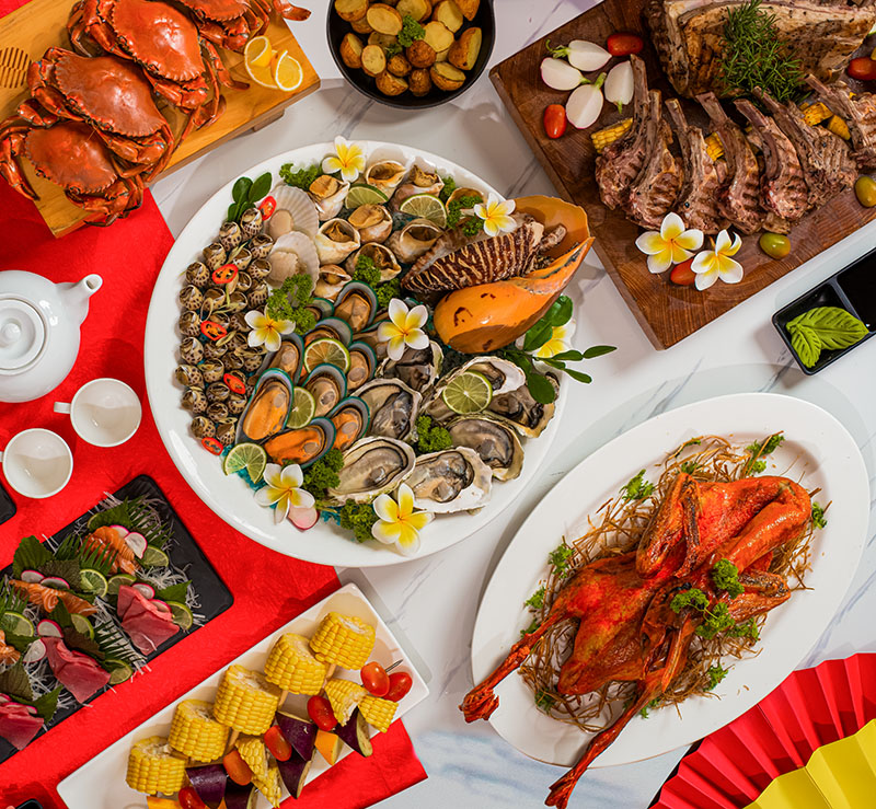International Buffet Shellfish Hit The Beach