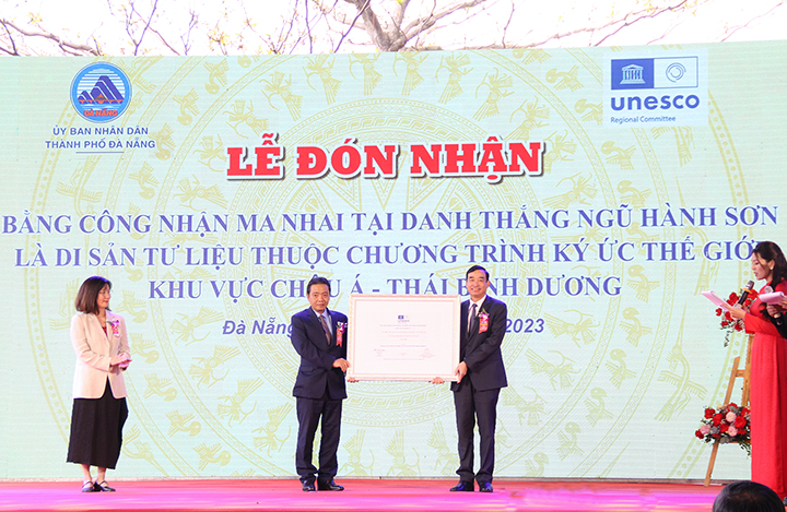 Don Nhan Bang Cong Nhan Ma Nhai Tai Danh Thang Ngu Hanh Son La Di San Tu Lieu The Gioi Khu Vuc Chau A Thai Binh Duong 2