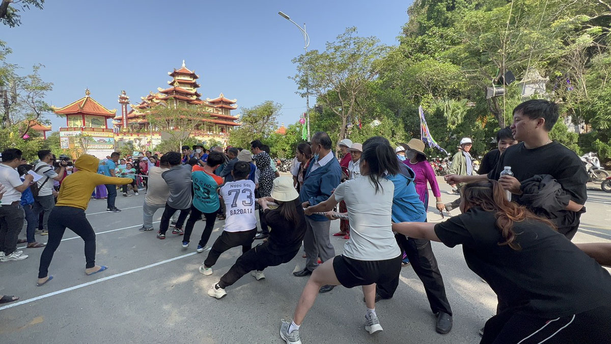 Le Hoi Quan The Am 2023 Thu Hut Dong Dao Du Khach Ngay Ngay Dau Tien Voi Nhieu Hoat Dong Thu Vi 2