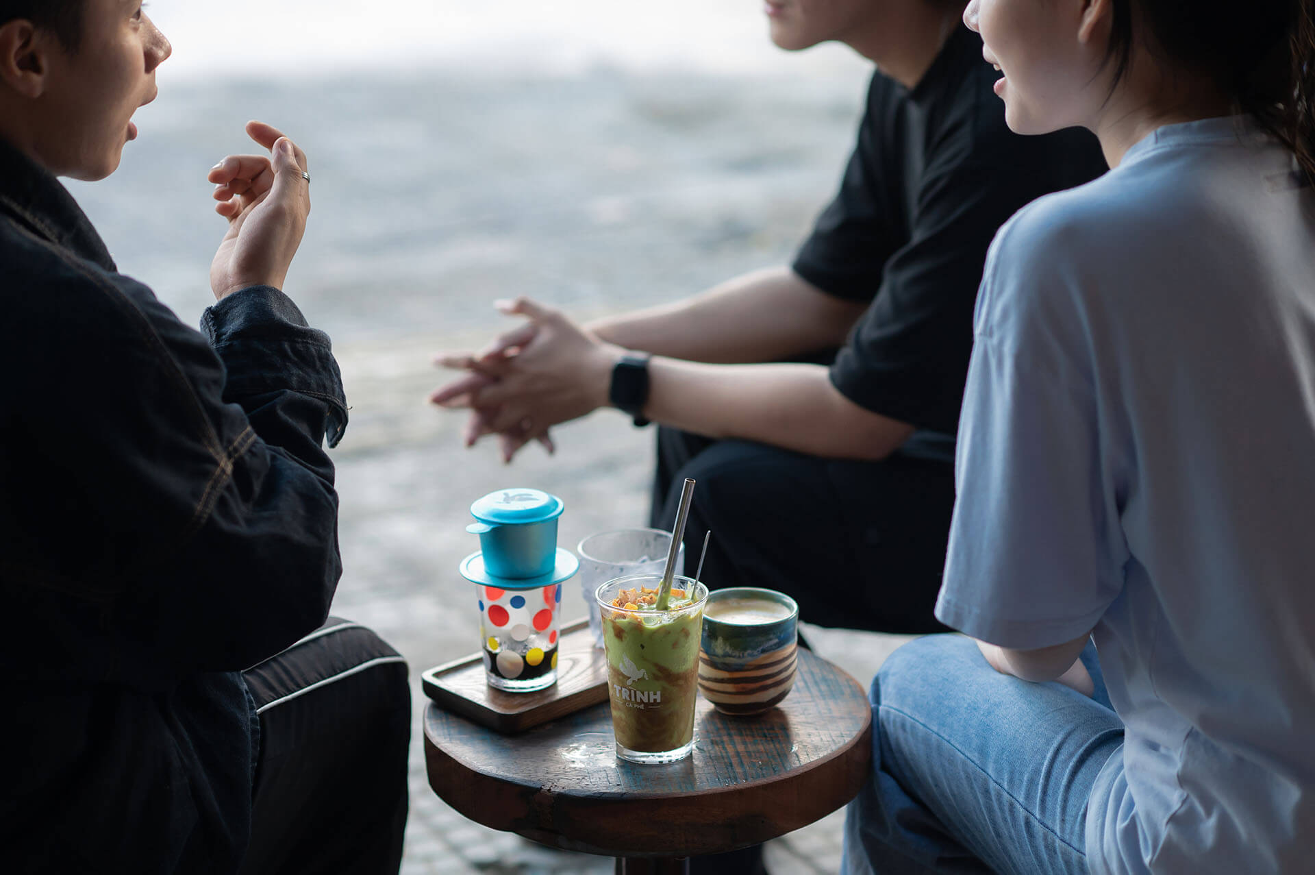 Trình Cà Phê 111 Nguyễn Hữu Thọ 3