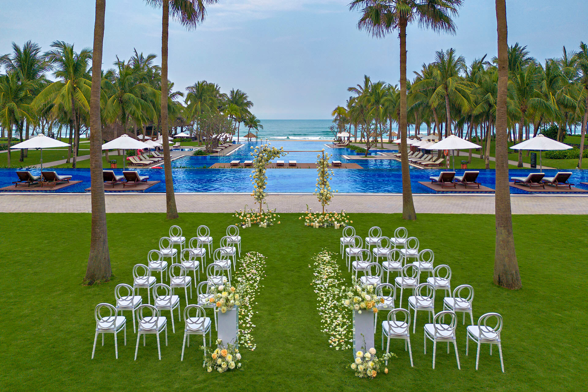 Wedding At Danang Marriott Resort Spa 07 Truong Sa Ngu Hanh Son Danang Vietnam 02