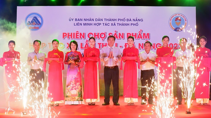 Gần 50 gian hàng tham gia Phiên chợ sản phẩm Hợp tác xã lần I – Đà Nẵng 2023