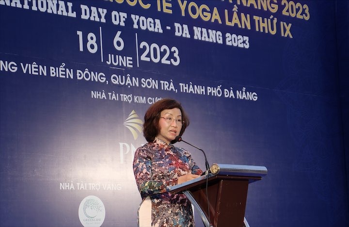 Hon 1 500 Nguoi Dong Dien Yoga Voi Chu De Mot The Gioi Mot Suc Khoe Chung 02