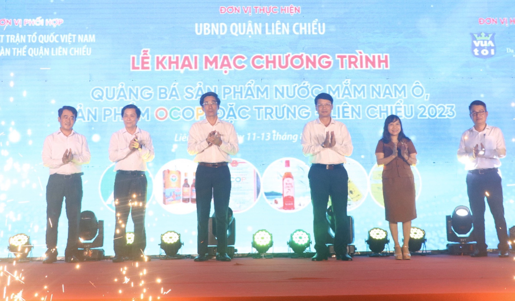 40 Gian Hang Tham Gia Quang Ba San Pham Nuoc Mam Nam O
