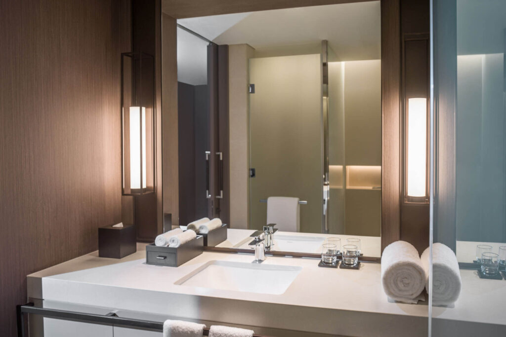 Deluxe New World Hoiana Hotel Duy Hai Duy Xuyen Quang Nam Da Nang 02