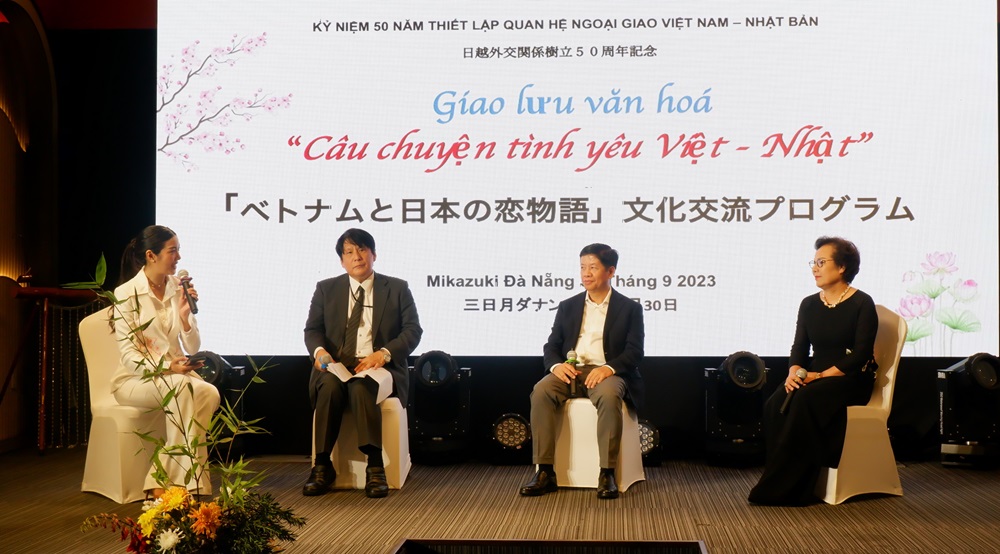 Dac Sac Chuong Trinh Giao Luu Van Hoa Cau Chuyen Tinh Yeu Viet Nhat1