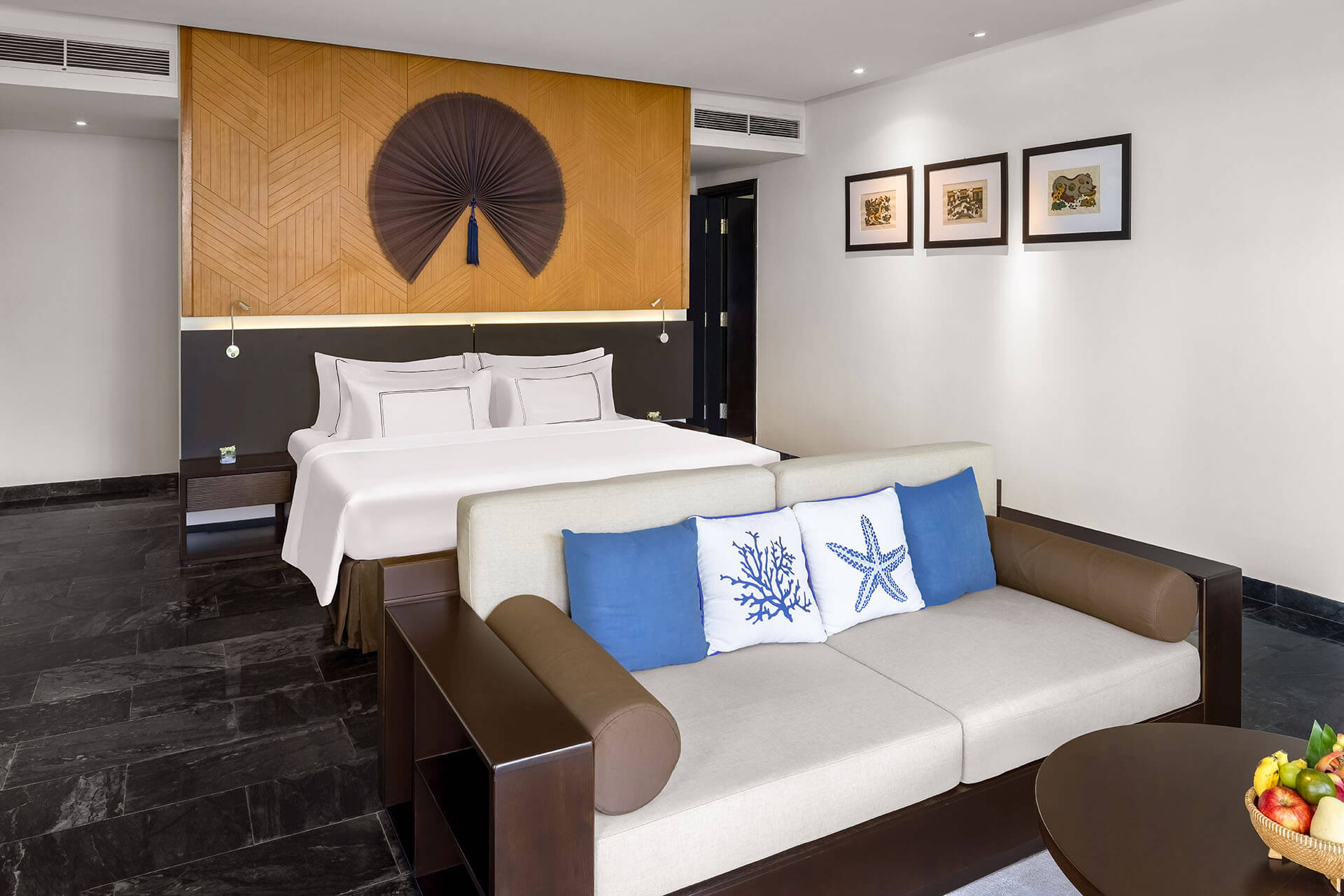 The Level Premium Connecting Room Melia Danang Beach Resort 19 Truong Sa Hoa Hai Ngu Hanh Son Da Nang 01