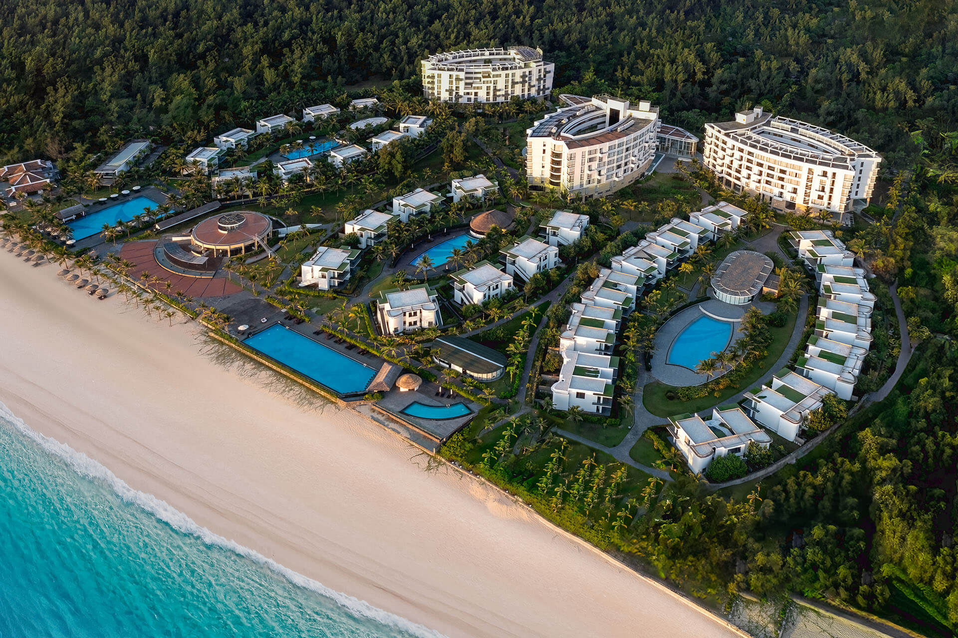 Meliá Danang Beach Resort