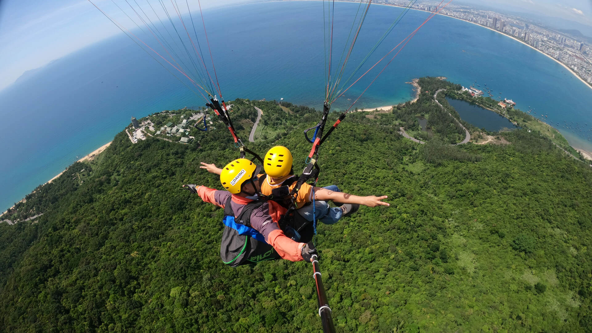 Experience Paragliding in DaNang, VietNam! | Breathtaking Views & Tips