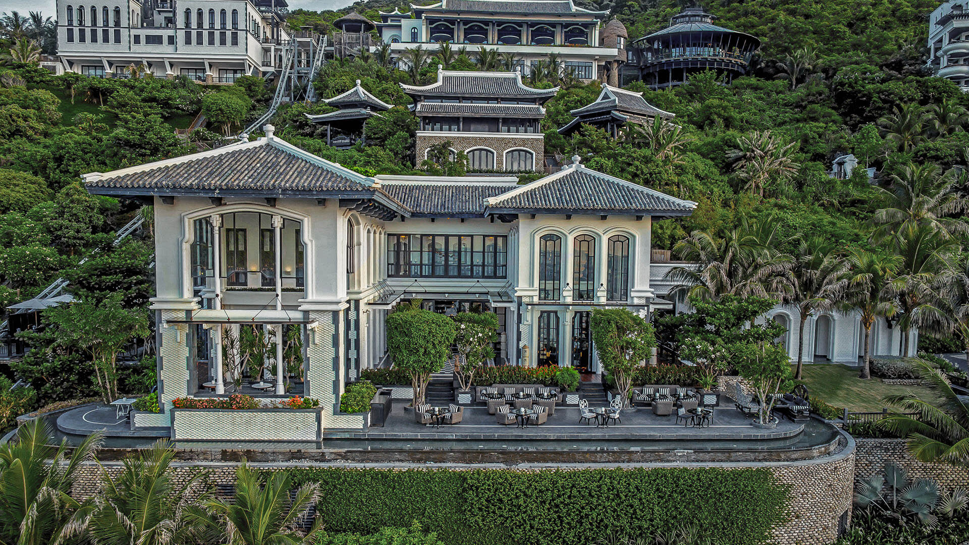 Tổng quan La Maison 1888 tại InterContinental Danang Sun Peninsula Resort